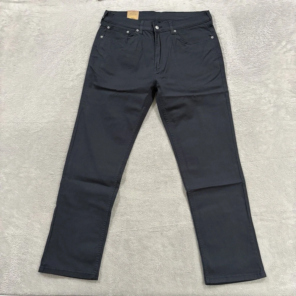 Levis excellent no