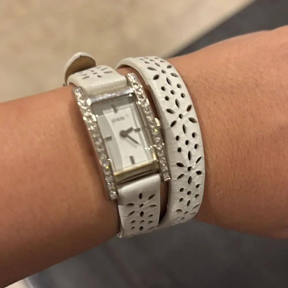 Small White Diamond Guess Watch Laser Cut-Out Wrap Around White Leather Band​​​