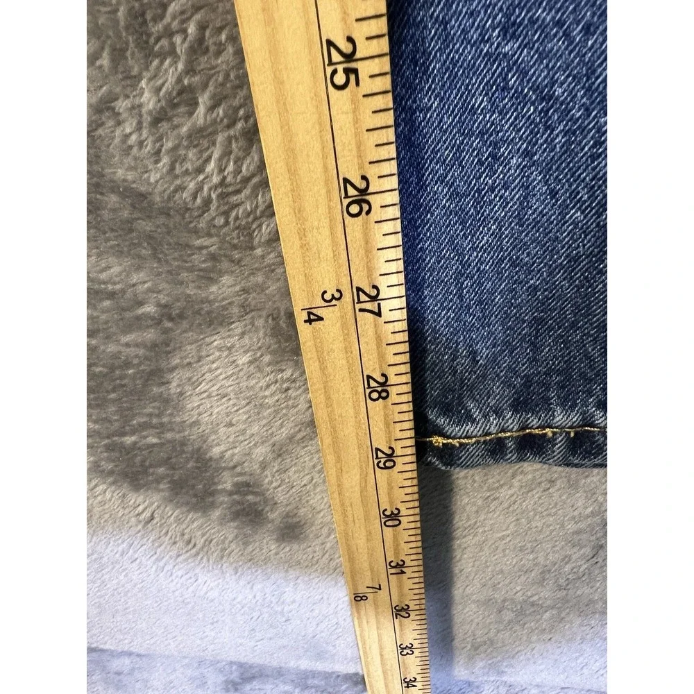Levis thigh measurements