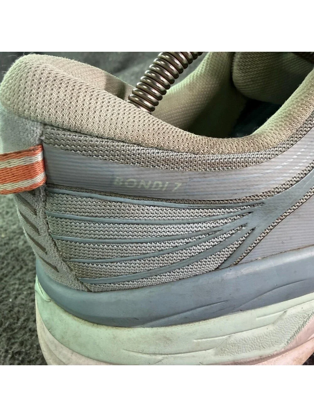 Hoka One One hoka one