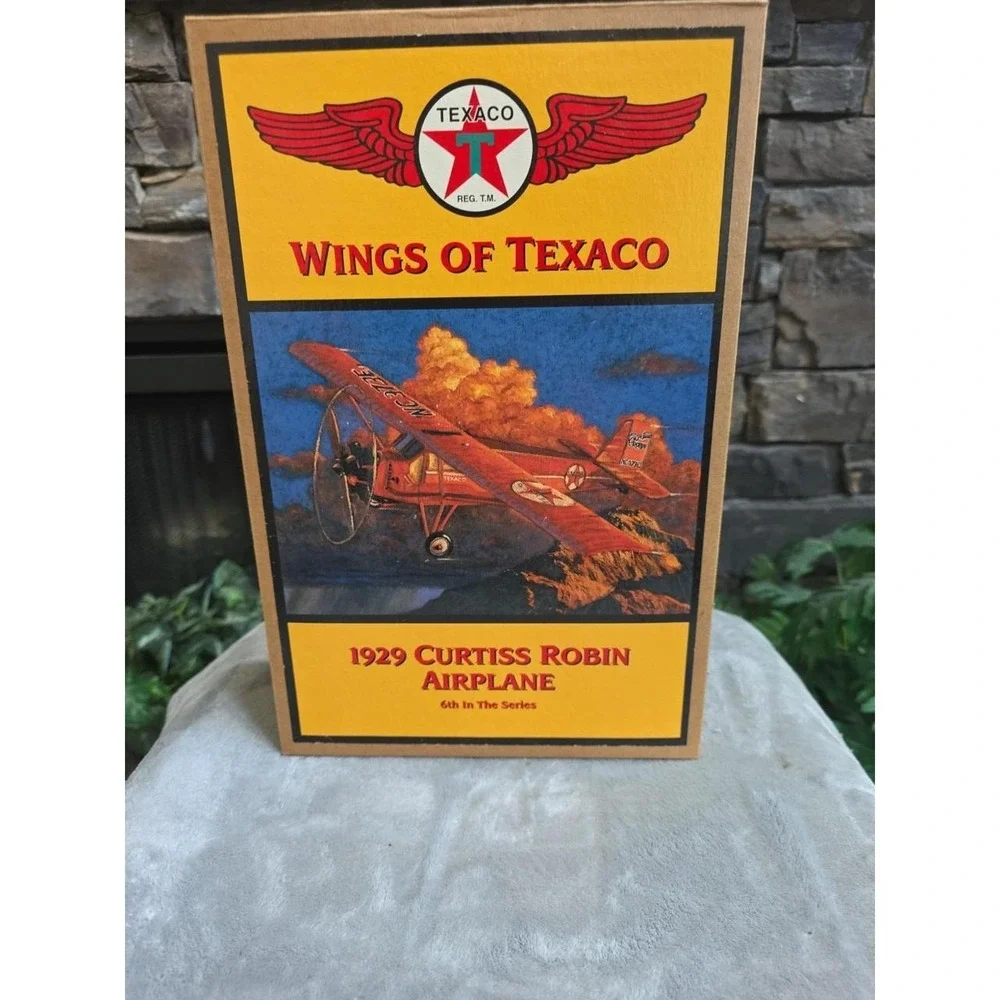 VTG Wings of Texaco 1929 Curtiss Robin Airplane 6th in Series Diecast Toy Bank