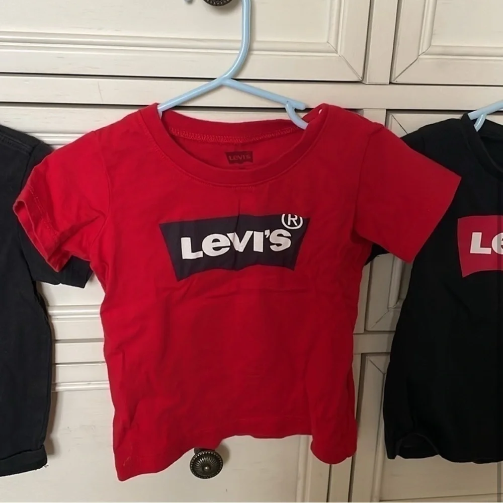 Levis all excellent