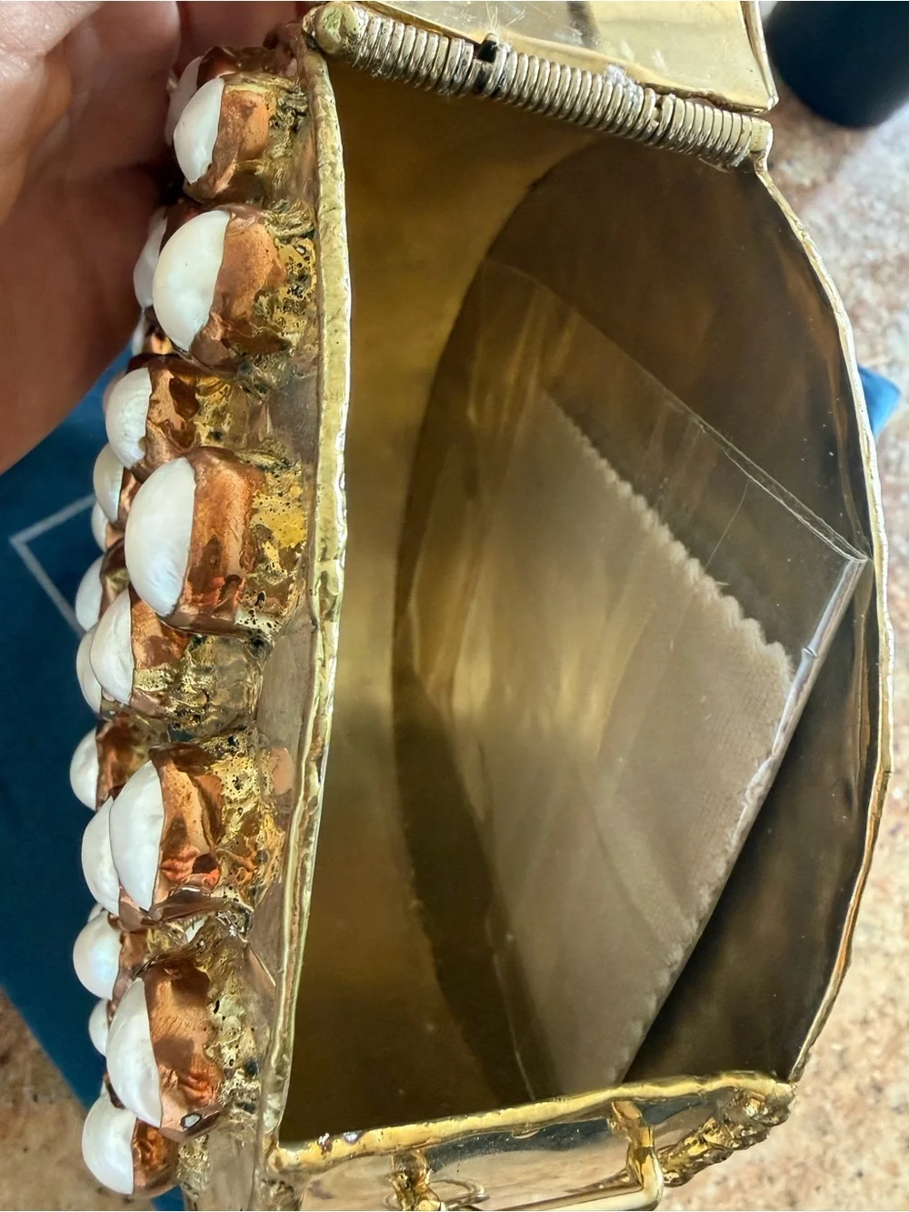 N/A round gold