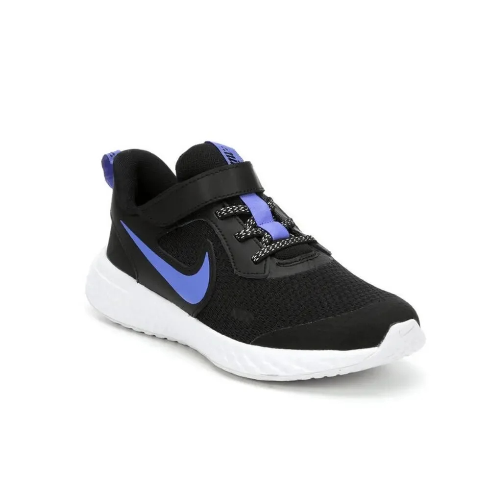 Nike lightweight revolution