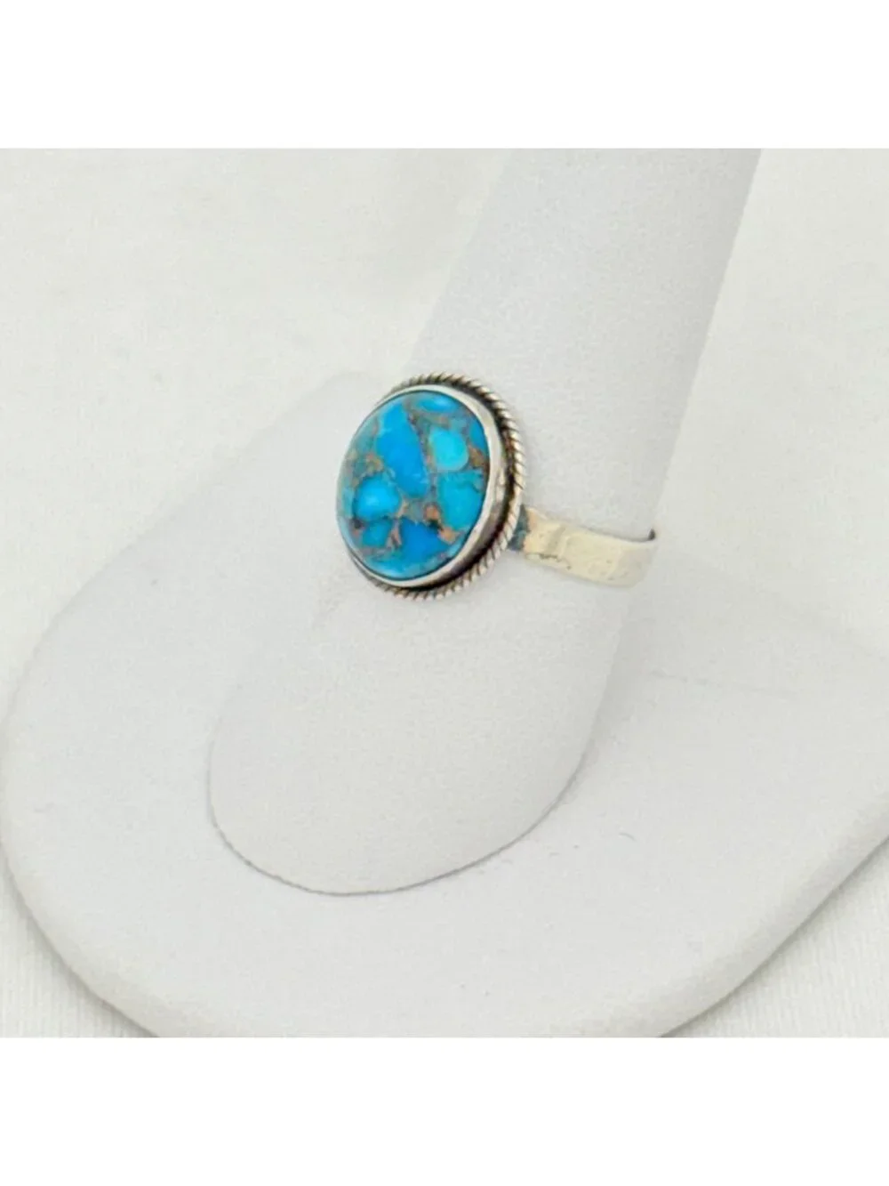 Sterling Silver Mojave Oval Blue Turquoise Ring Size 9  Kingman Mine Stamped 925