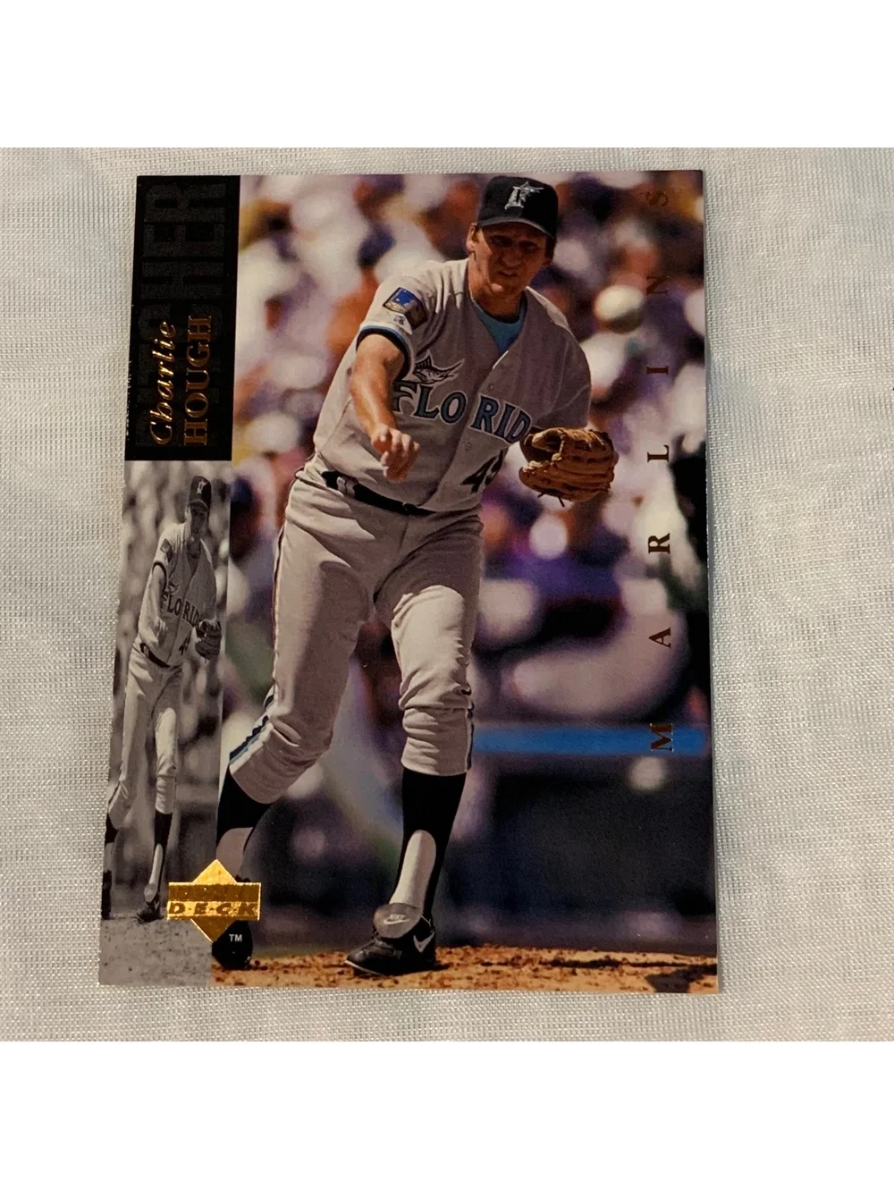 1994 Upper Deck #449 Charlie Hough Florida Marlins CHEER Insert Card