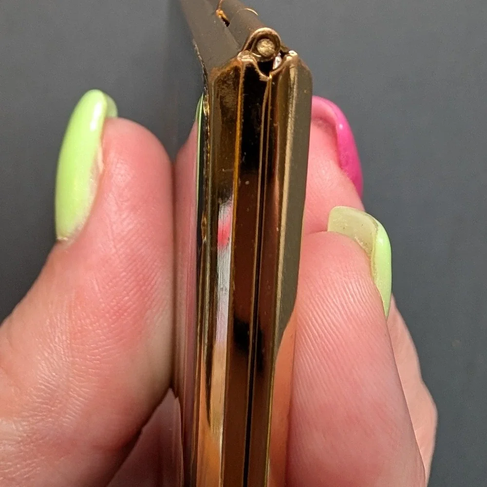 N/A vintage gold