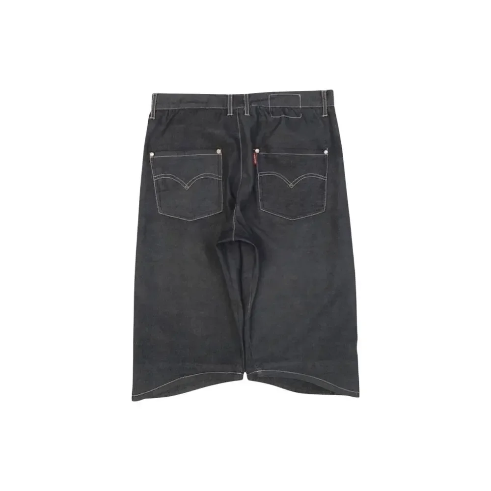 Levis 13 age