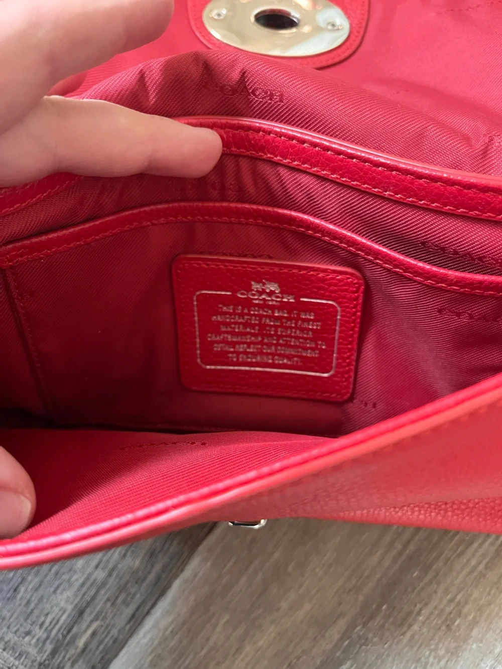 N/A red coach