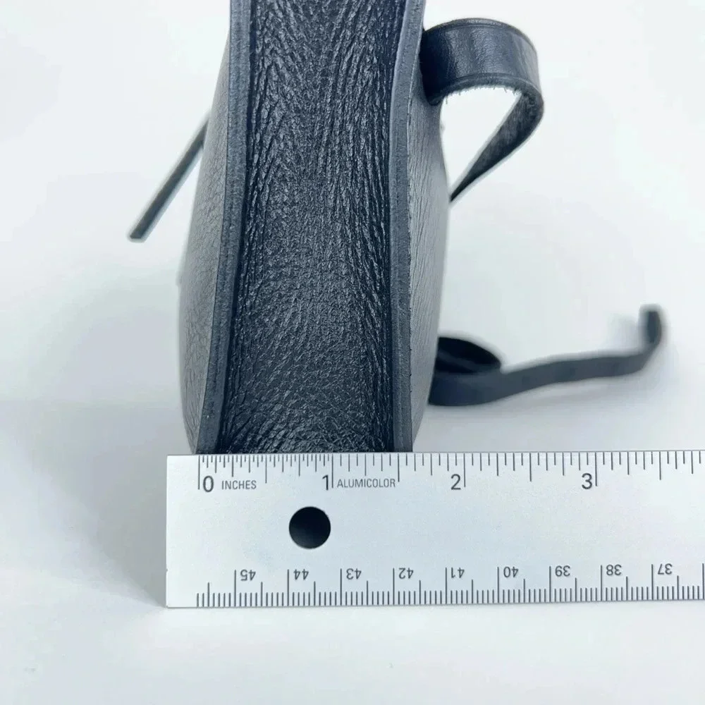 Madewell simple pouch