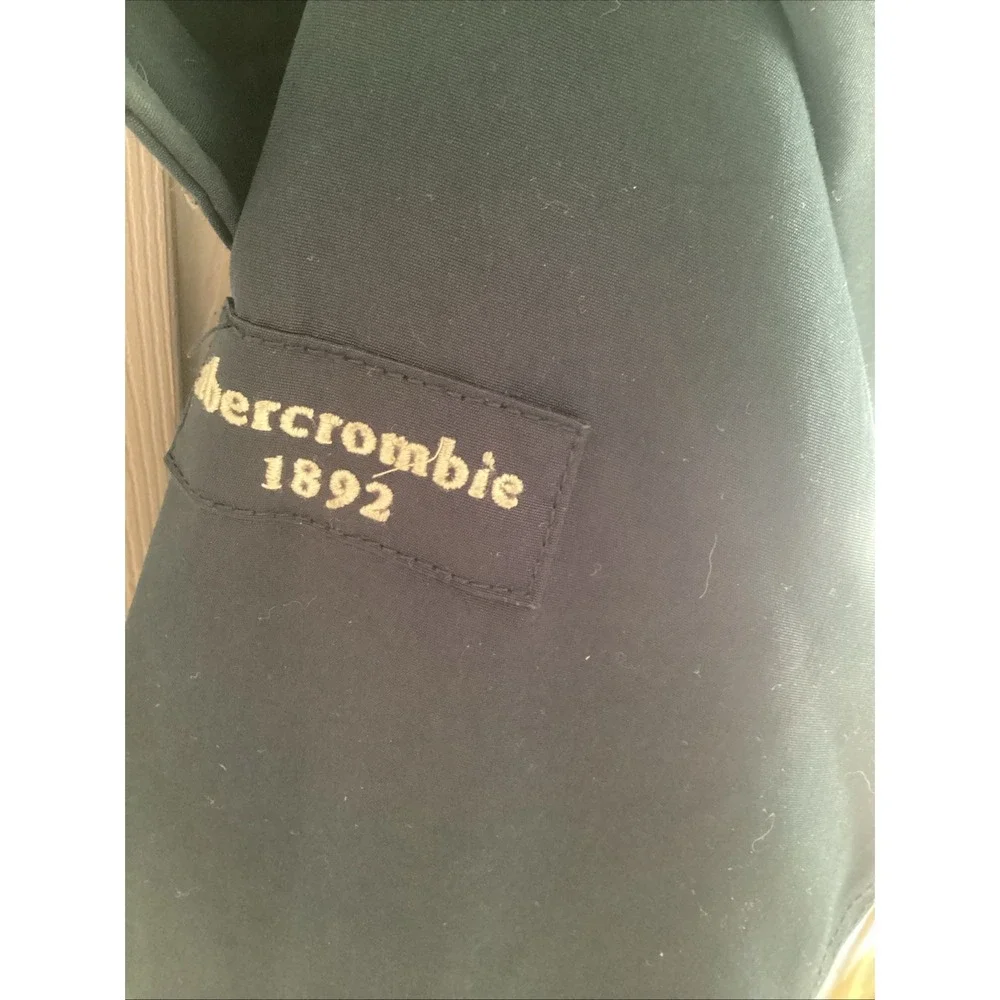 Abercrombie & Fitch this preowned