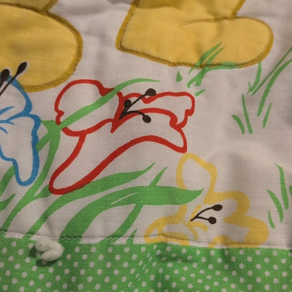 Vintage Winnie the‎ Pooh Baby Crib Blanket Quilt Green Kids Bedding