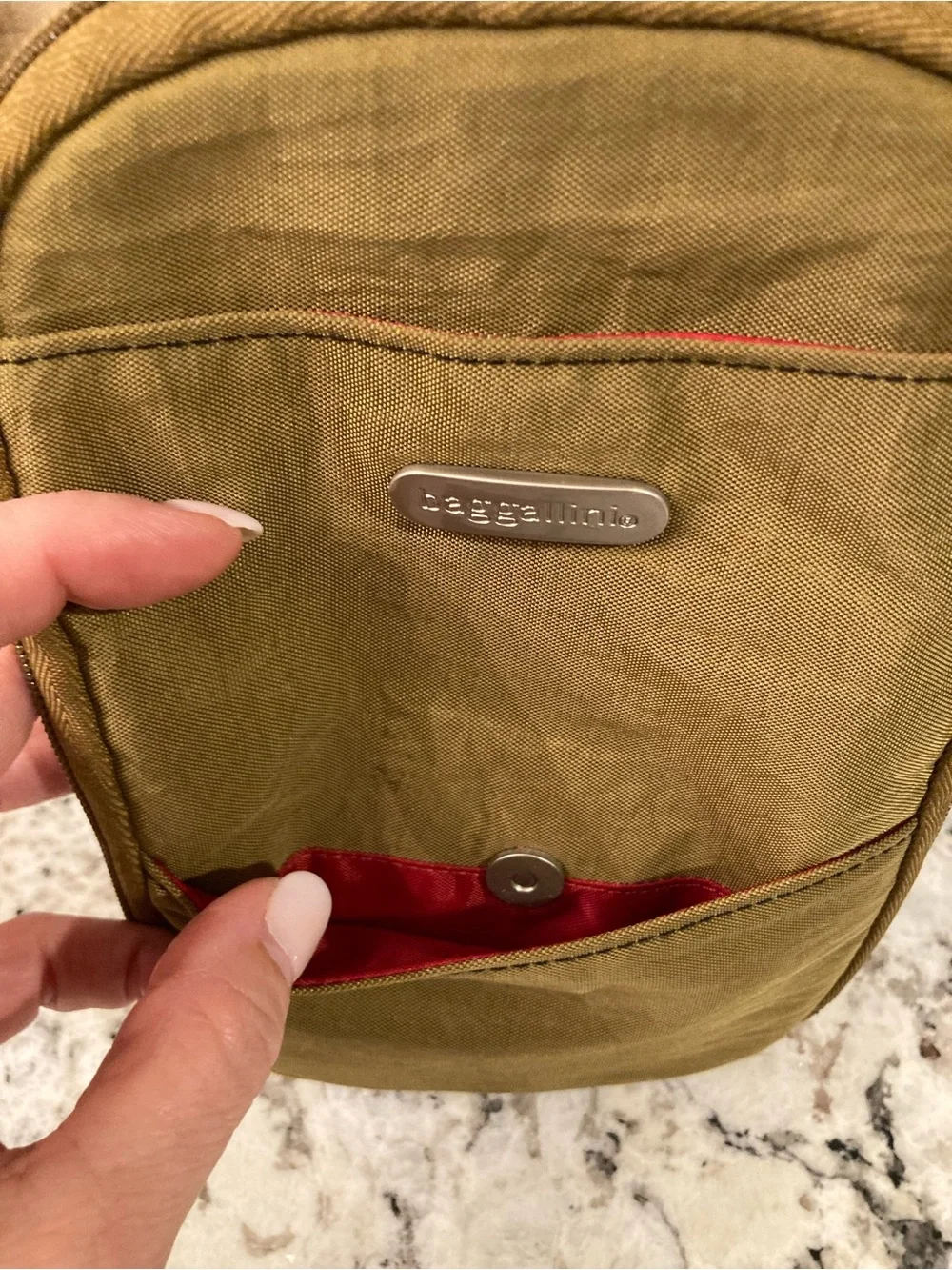 Baggallini •deep taupe