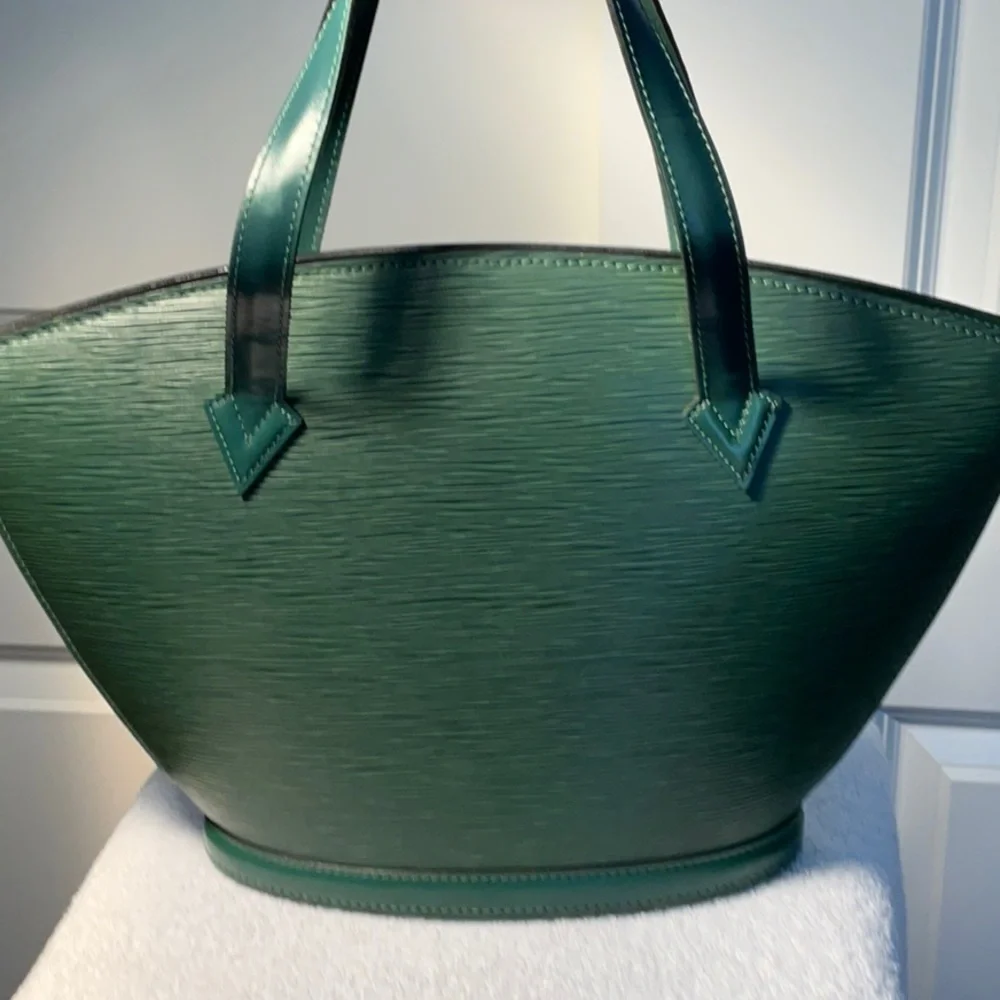 Louis Vuitton lv top