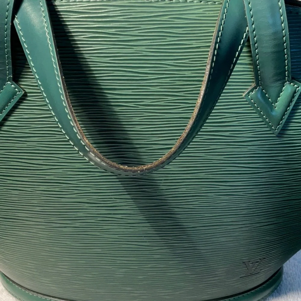 Louis Vuitton lv top