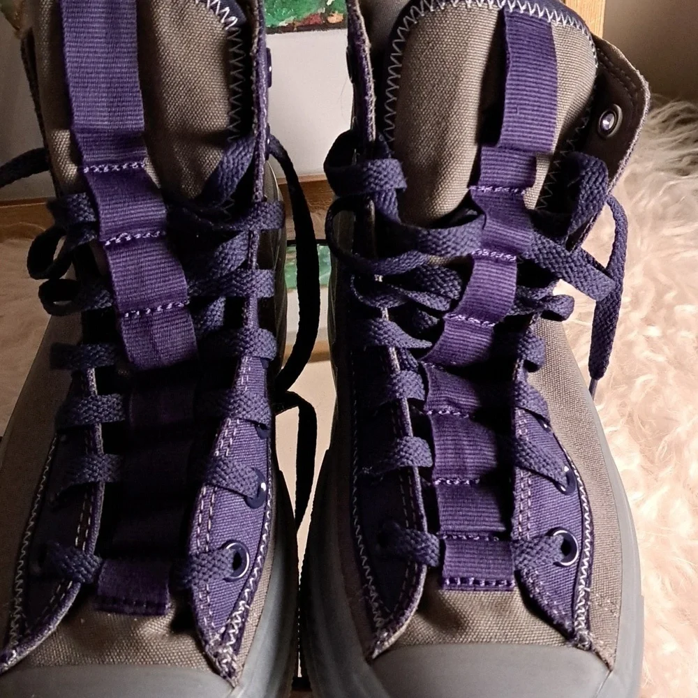 Converse high stretch