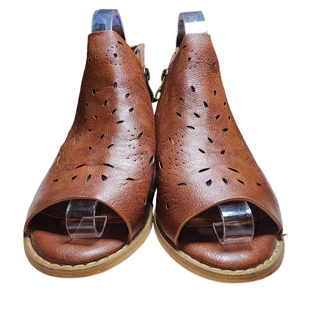 Boutique by Corkys Norwich Cognac Brown Faux Leather‎ Peep Toe Booties Size 8