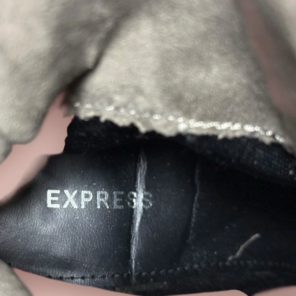 Express Taupe Faux Suede Heeled Booties‎ Womens 7 Fold Over Ankle Boots