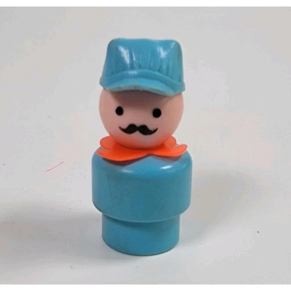 VINTAGE 1973 FISHER PRICE LITTLE‎ PEOPLE TRAIN CONDUCTOR