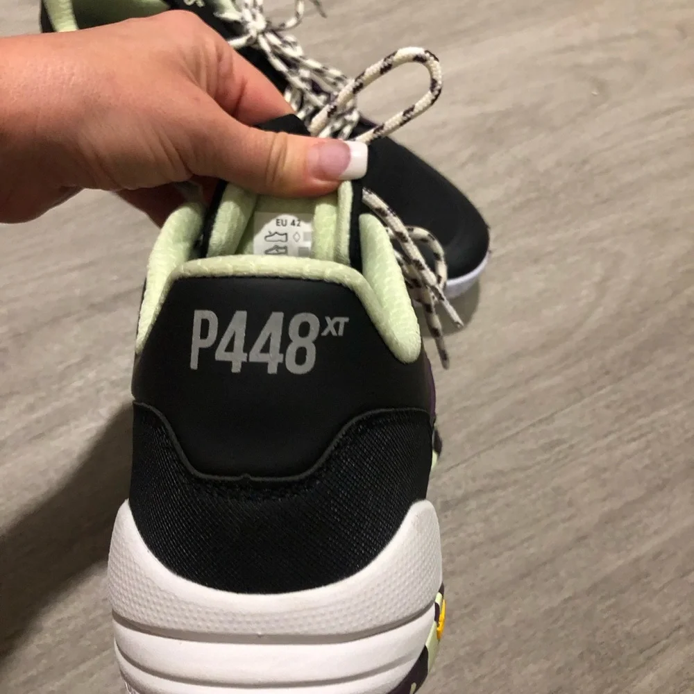 P448 lightweight tennis