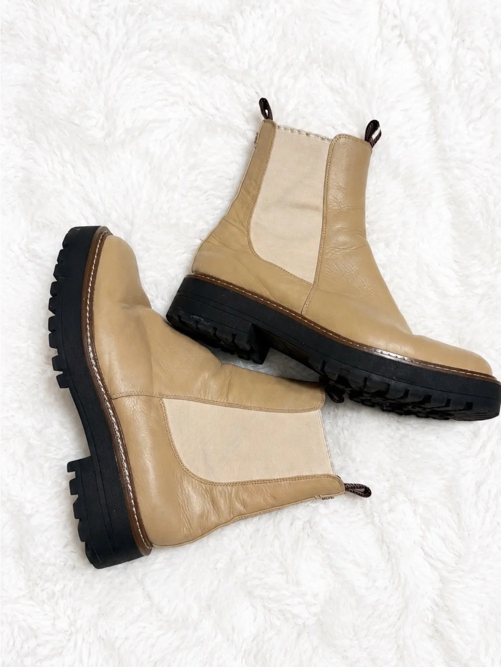 Sam Edelman step into