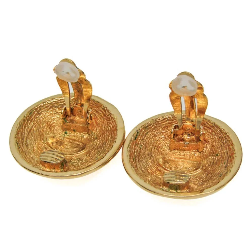 CHANEL vintage gold