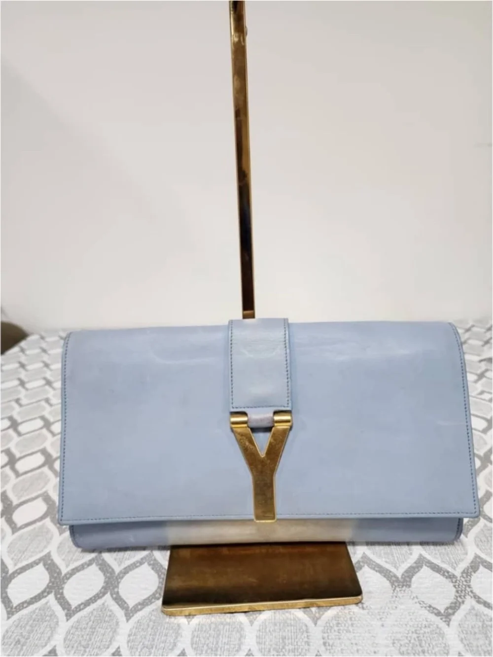 Authentic YVES SAINT LAURENT Calfskin Leather Ligne Y Clutch Bag Blue