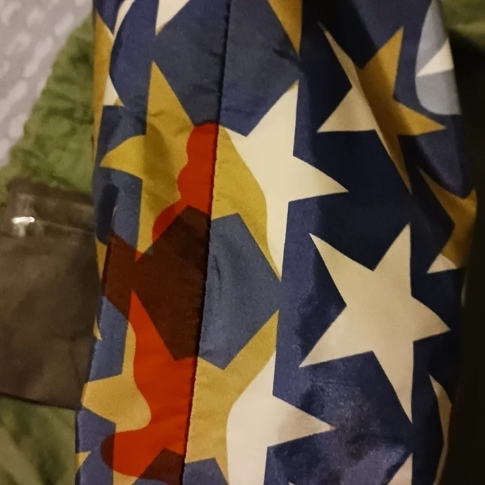Valentino Garavani pouch.