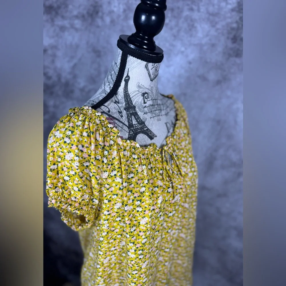Old Navy bring sunshine