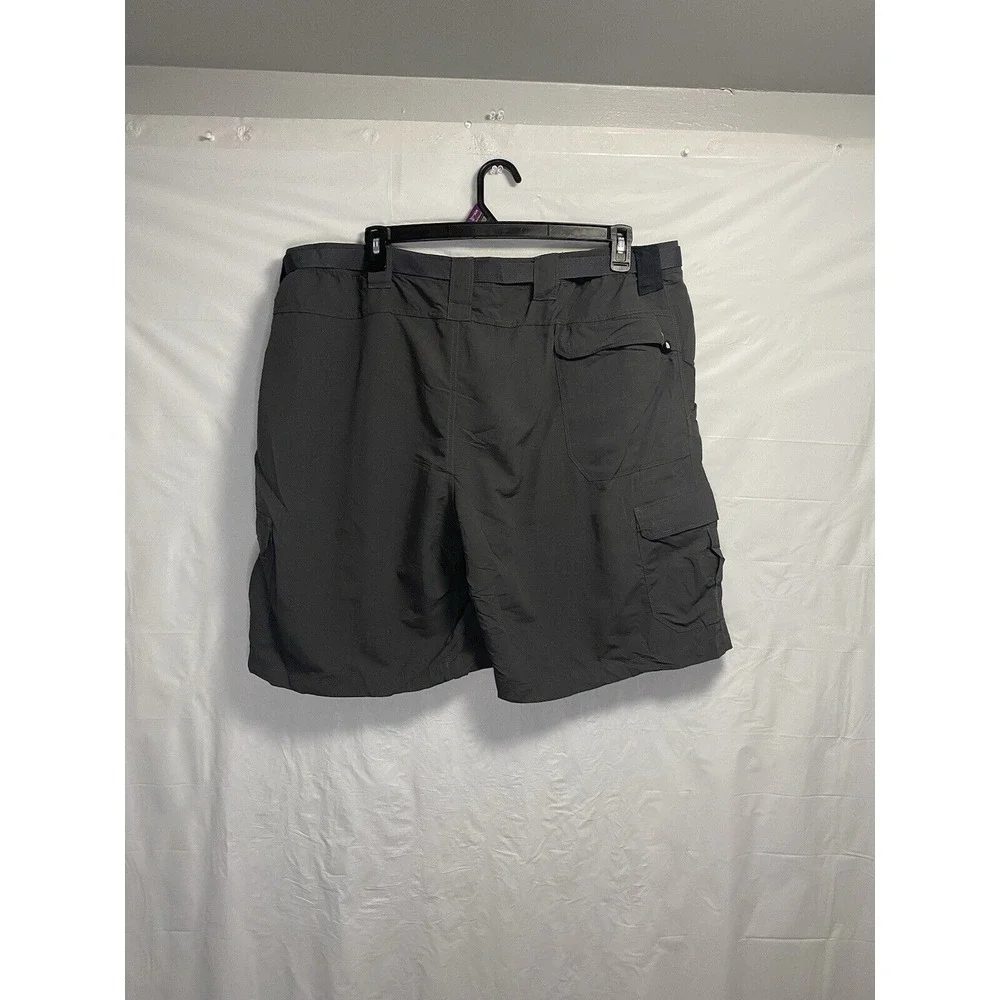 The North Face pockets belted