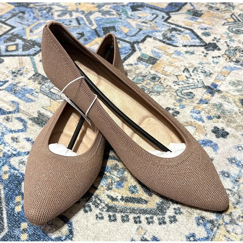 NWT Old Navy Textured Knit Pointy Toe Ballet Flats in Cocoa Fawn Metallic Size 8
