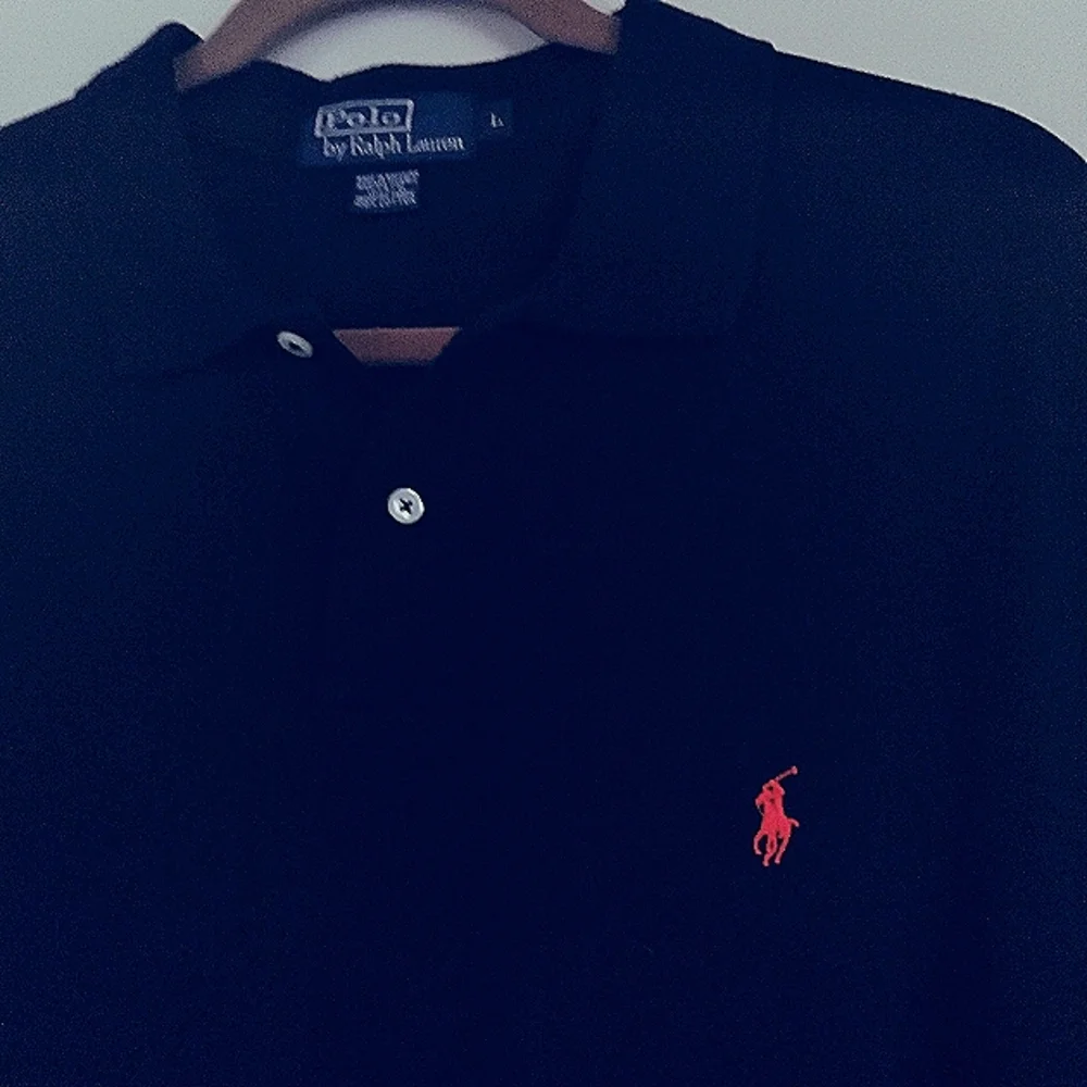 Polo by Ralph Lauren Men's Black Classic Preppy Polo‎ with Red Pony
