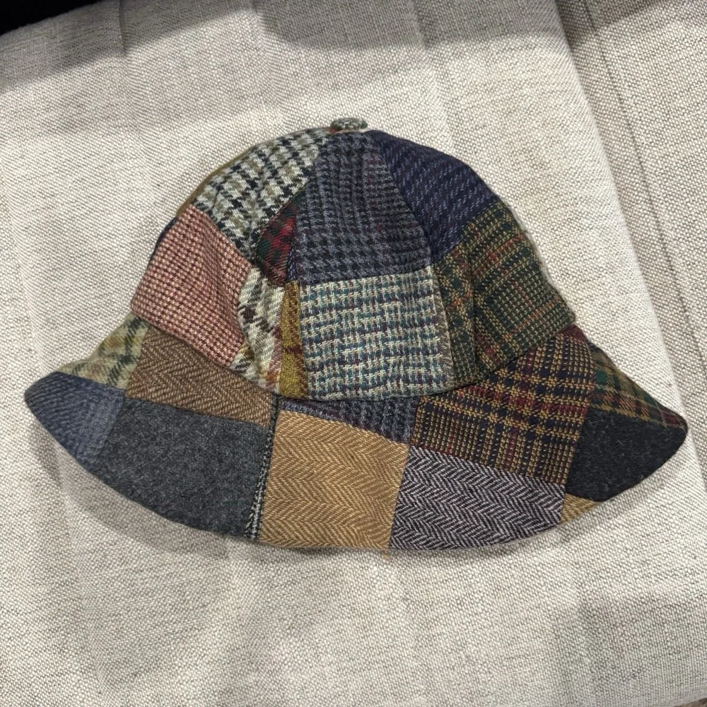 Hanna Hats excellent preowned