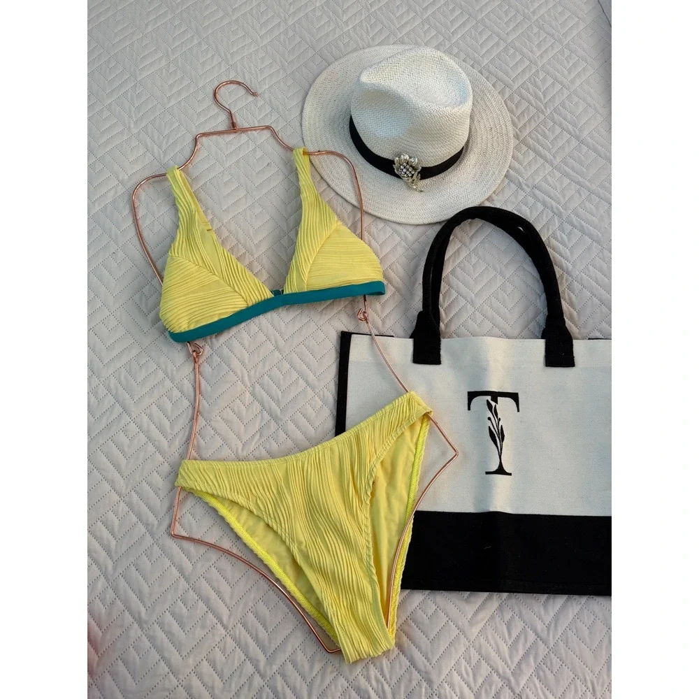 ZAFUL Yellow Bikini Set‎ Textured Two Piece Swimsuit Beach Vacation - Size S