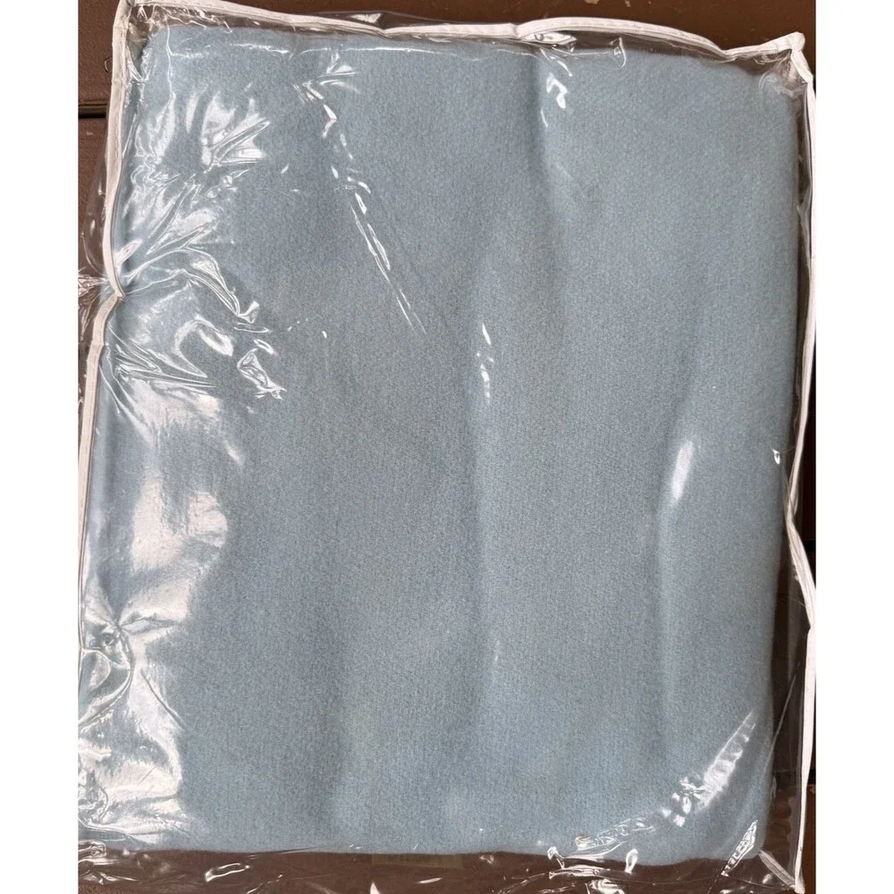 Faribo Hilton Superwash Wool/Nylon Twin Blanket Blue 72x90 Mothproof