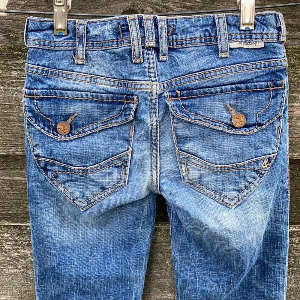 J & Company size waist