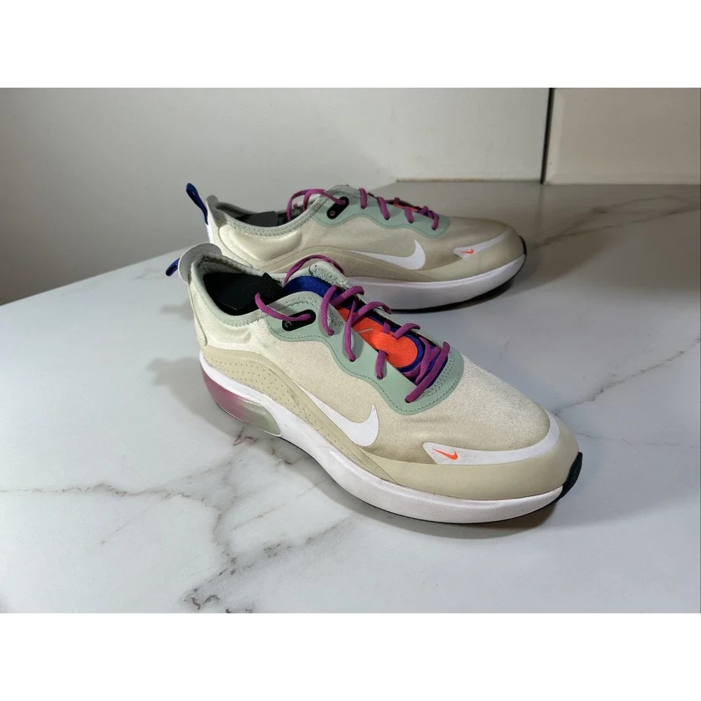 Nike Air Max Dia Womens 9.5 Fossil Hyper Crimson‎ Running Shoes CI3898-200