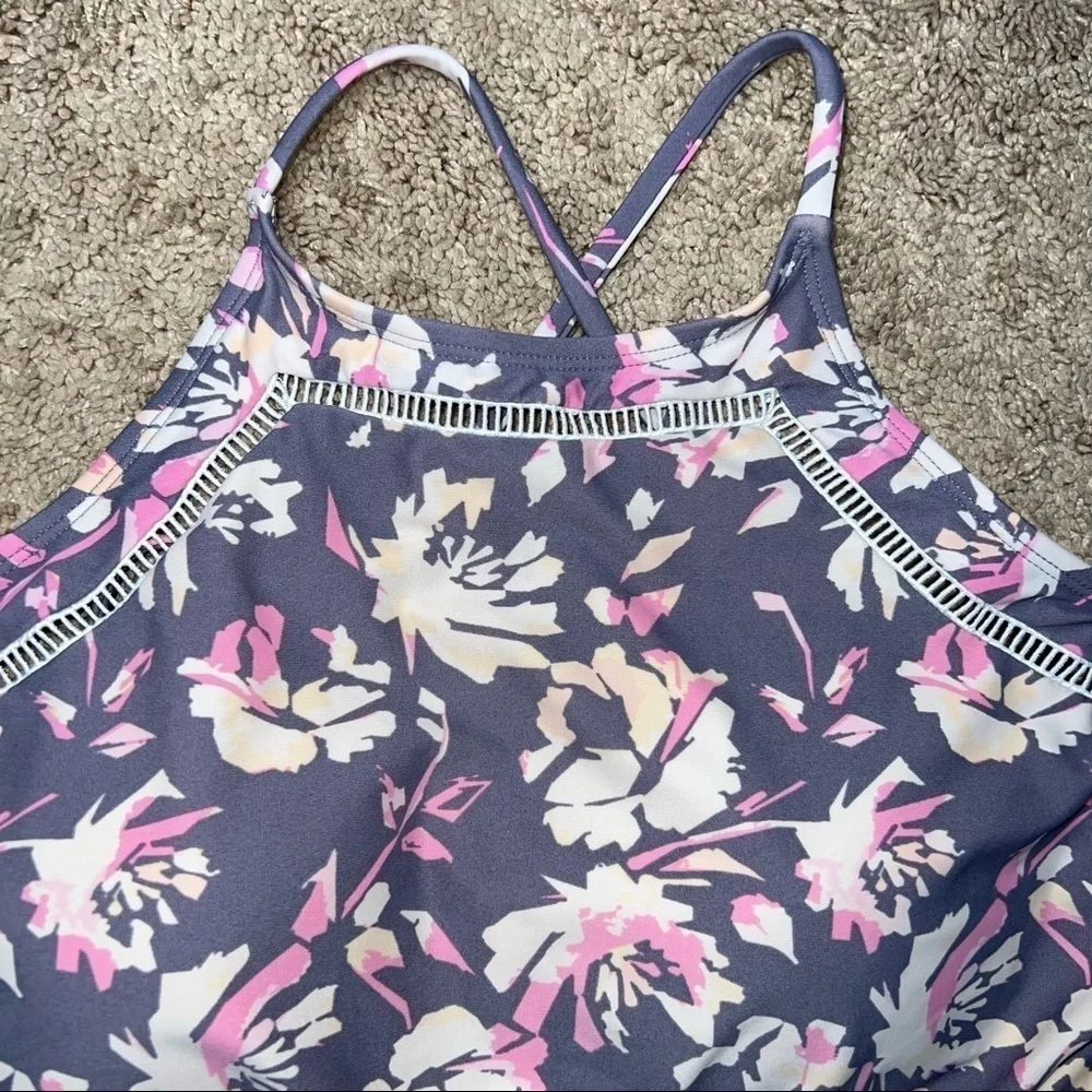 Xhilaration gray pink