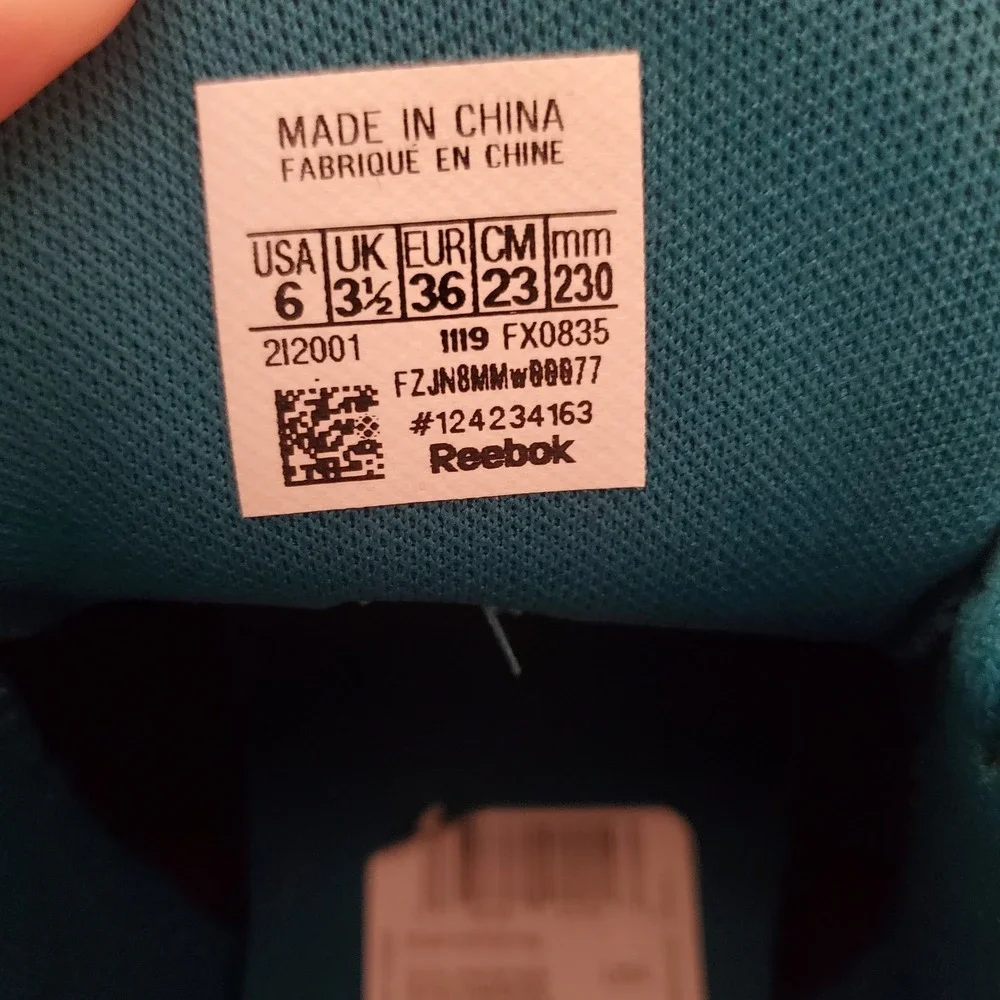 Reebok product pair