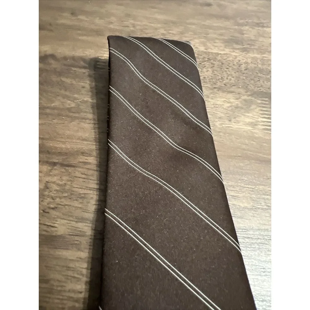 Oscar de la Renta have several