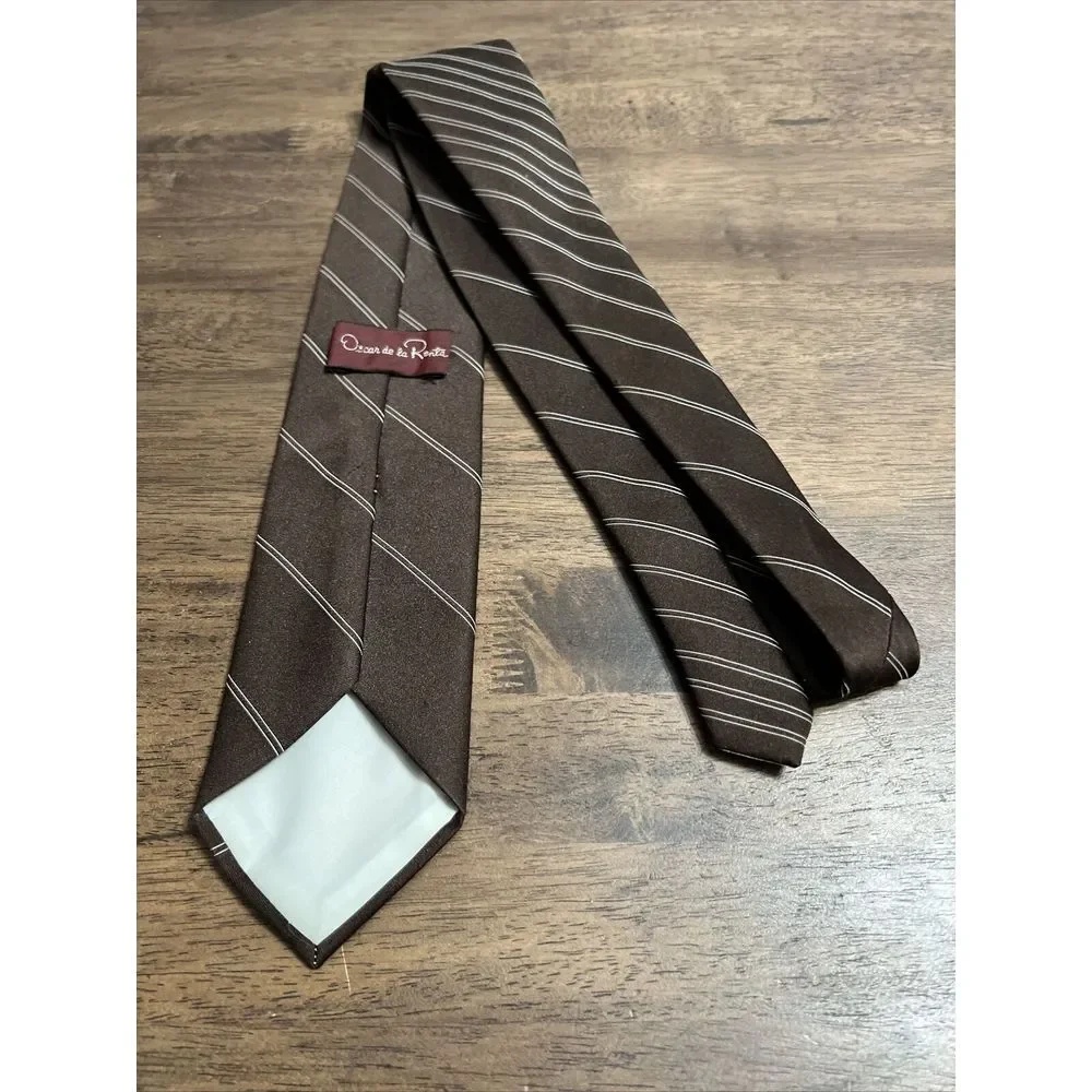 Oscar de la Renta have several