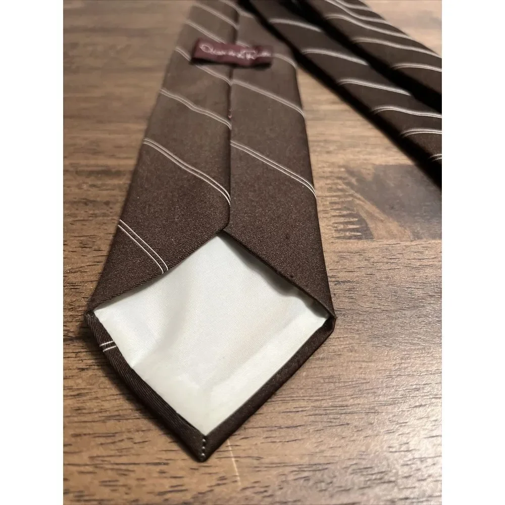 Oscar de la Renta have several