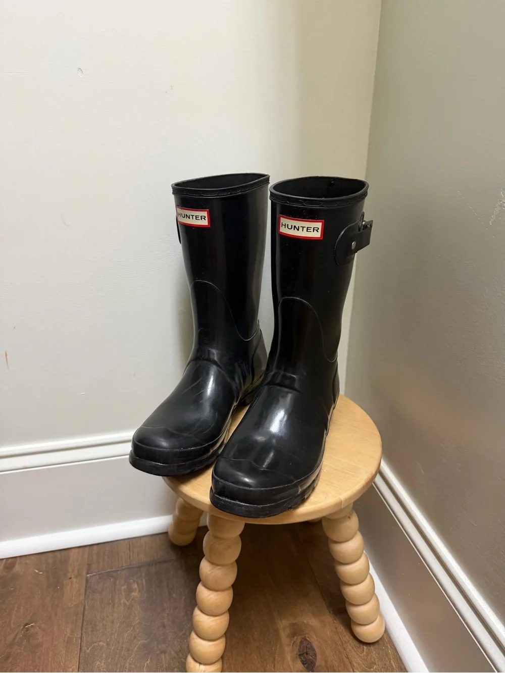 Hunter black rubber