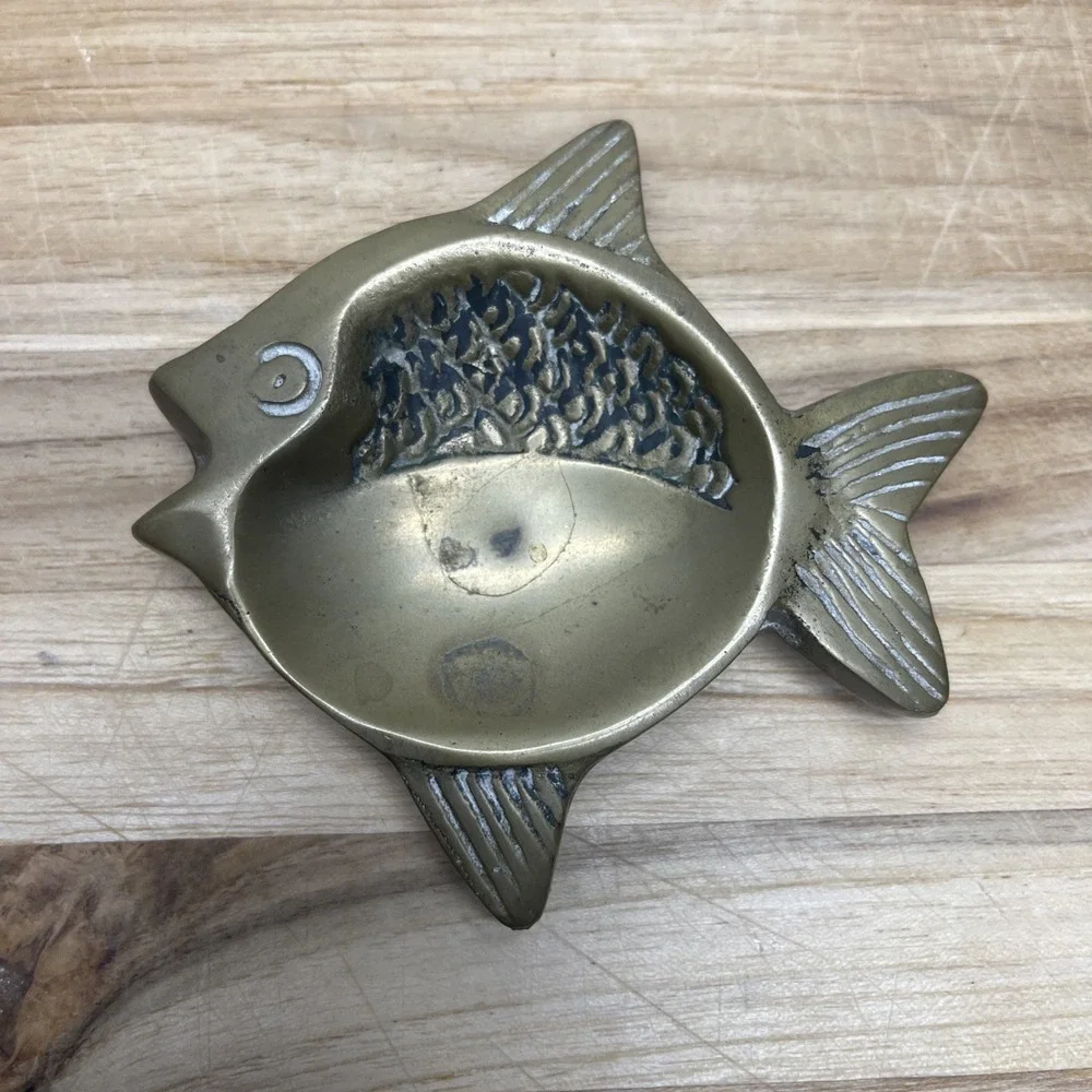 VTG BRASS Fish Ashtray Dish Trinket‎ Tray Cabin Lakehouse Beach MCM 3.25