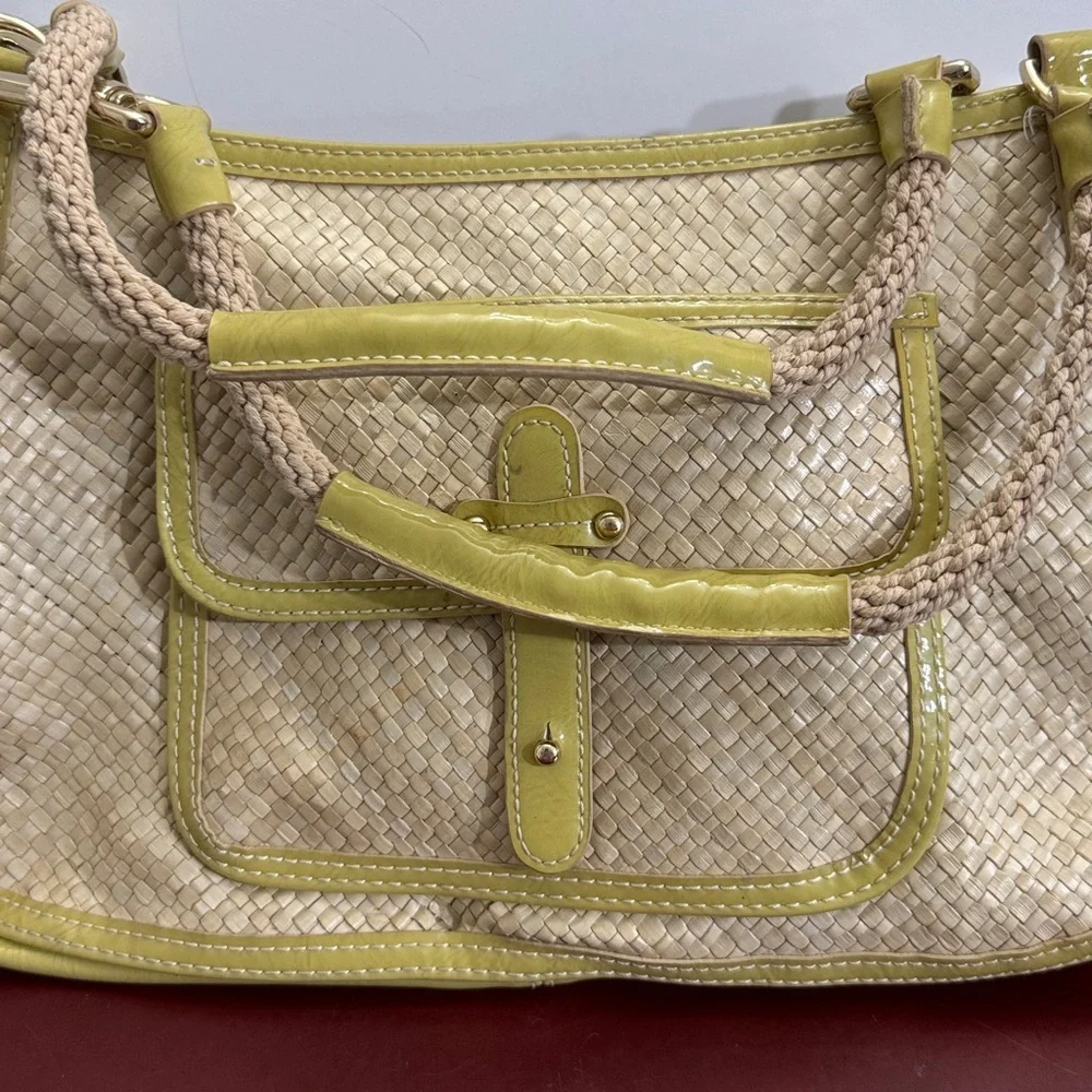 Liz Claiborne chic hand