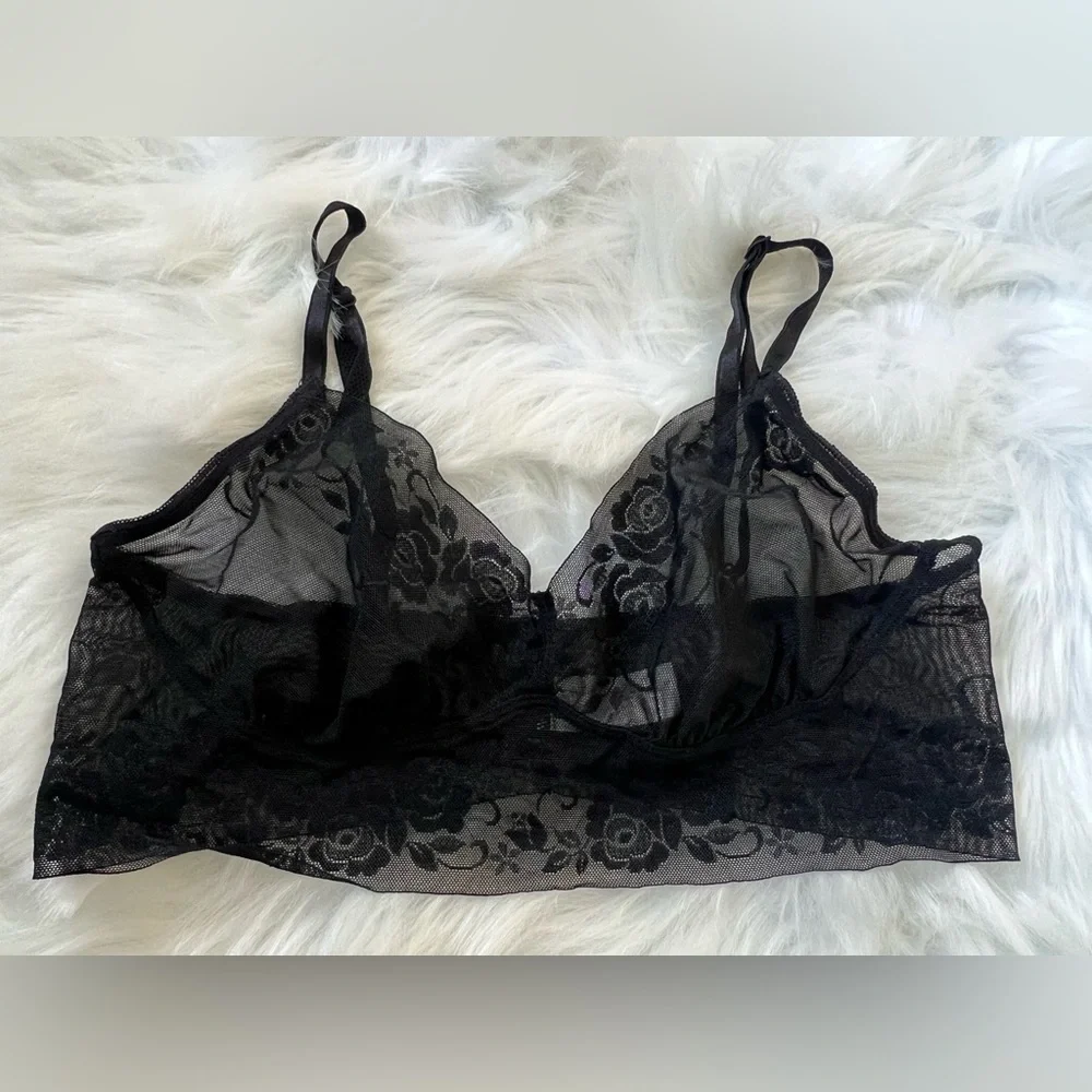 Wacoal sheer black