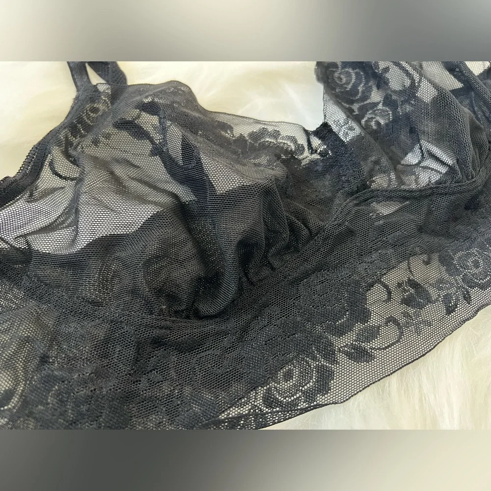 Wacoal sheer black