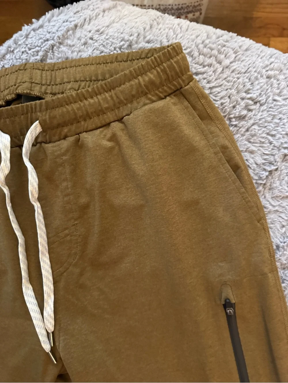 Vuori relaxed jogger