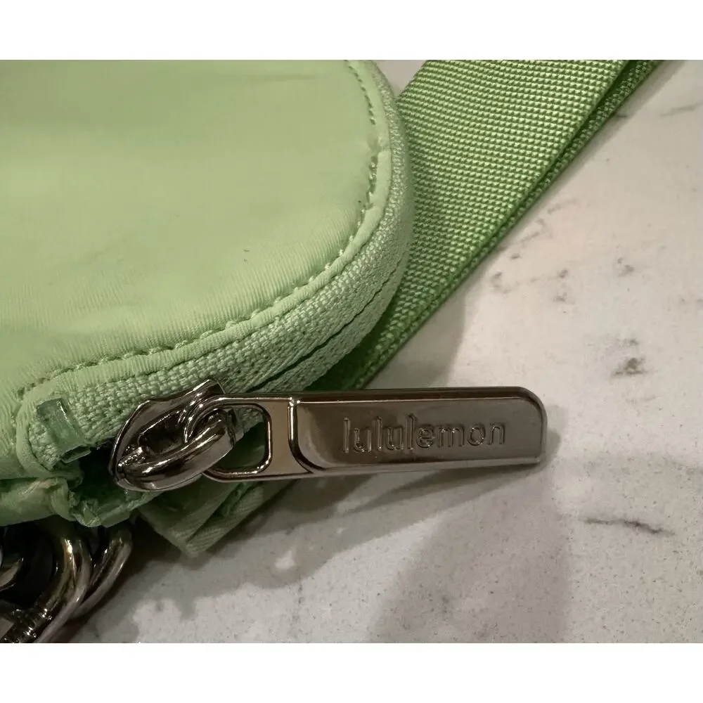 lululemon athletica very light