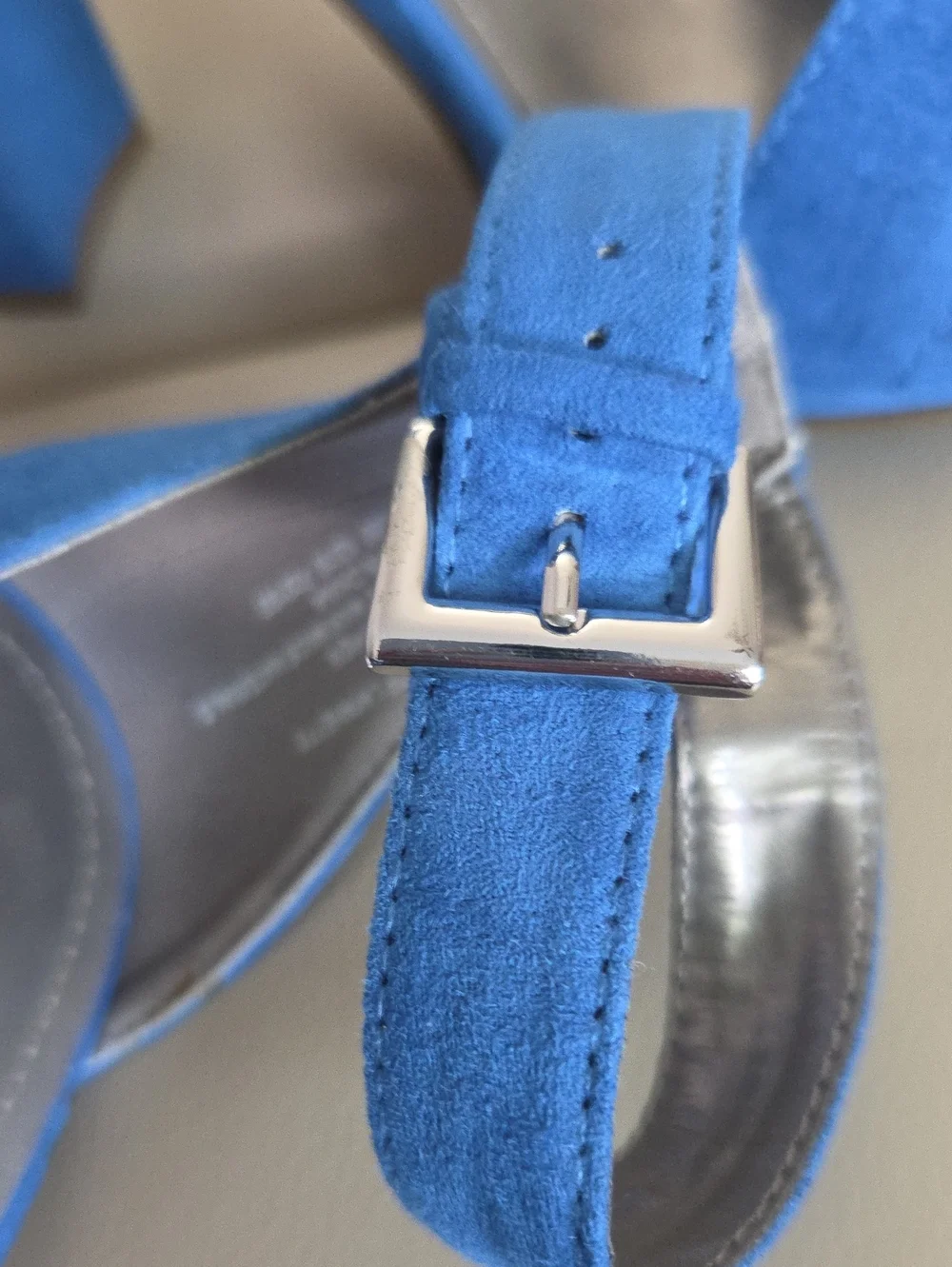 Worthington cobalt blue